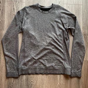 Lululemon Engineered Warmth Long Sleeve Crew (Grey)